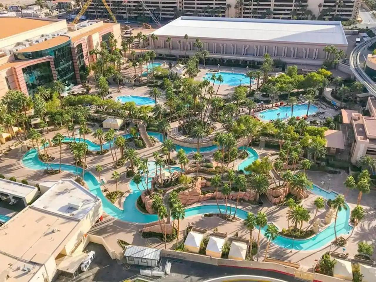Lady Luck'S Vista - Private Balcony - Full Kitchen - Two Full Baths - Jetted Tub - Full Mgm Grand Resort Access W No Resort Fee At Mgm Signature Las Vegas Bagian luar foto
